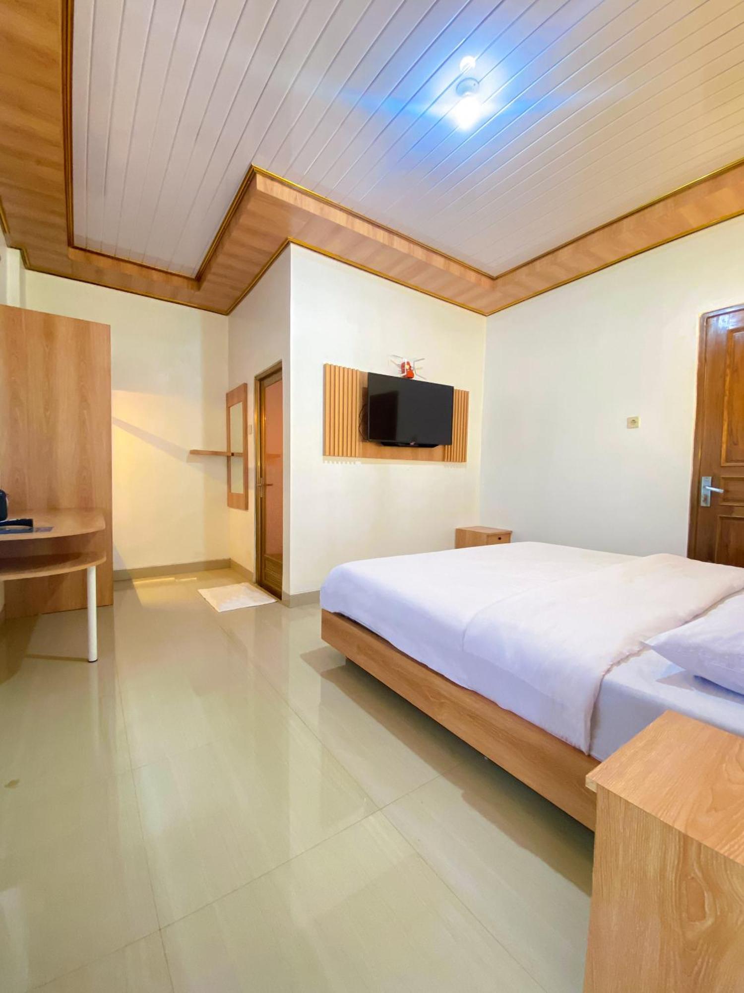Hotel Wijaya Family 2 Kalasan エクステリア 写真