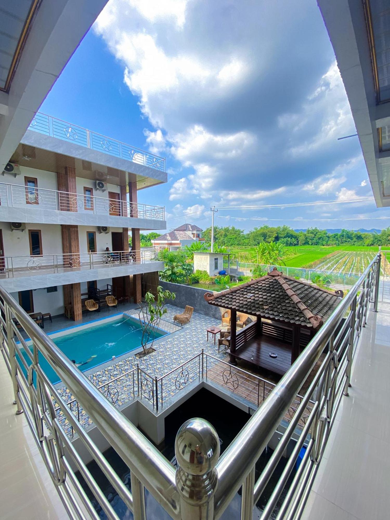 Hotel Wijaya Family 2 Kalasan エクステリア 写真