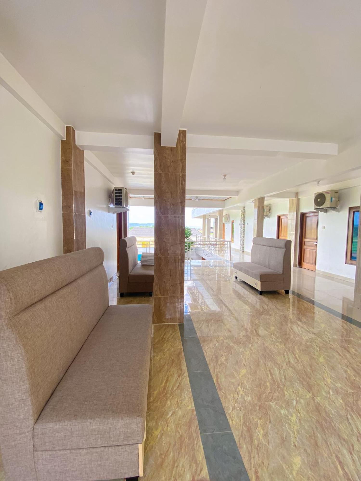 Hotel Wijaya Family 2 Kalasan エクステリア 写真